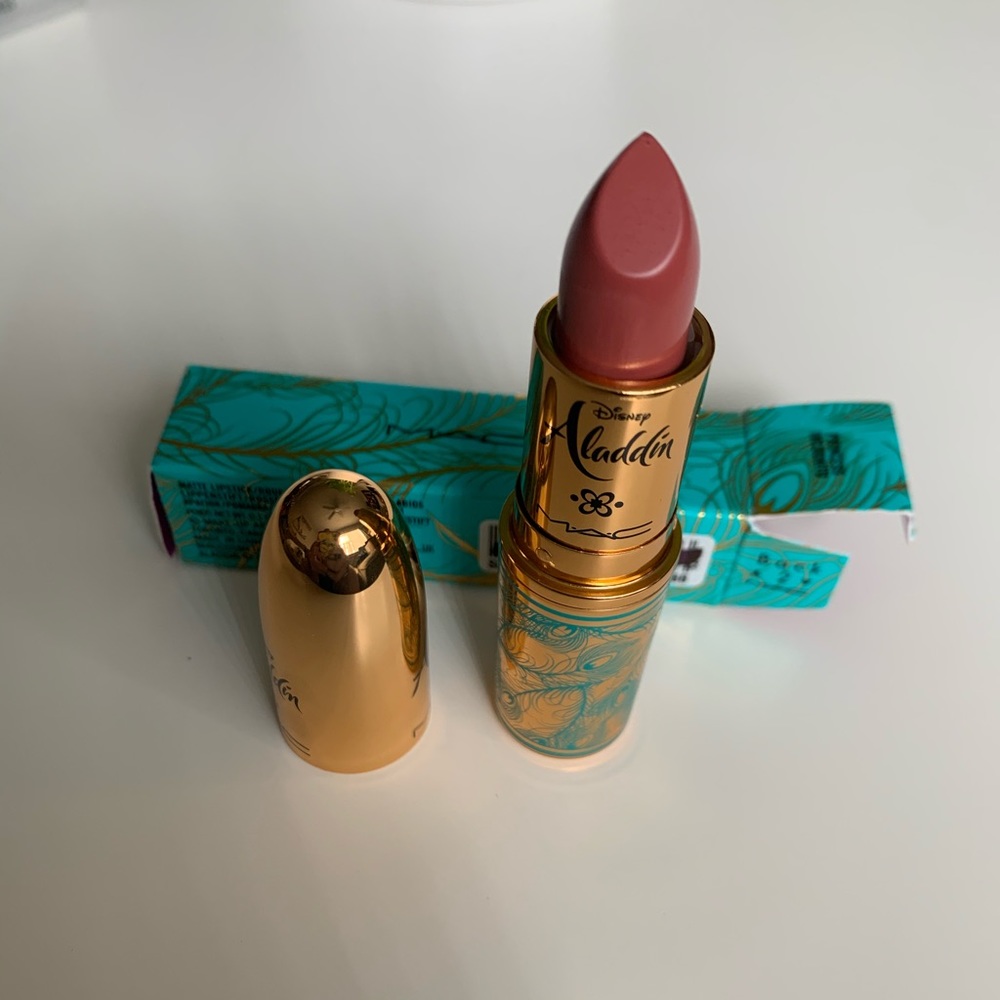 MAC Cosmetics Aladdin Matte Lipstick